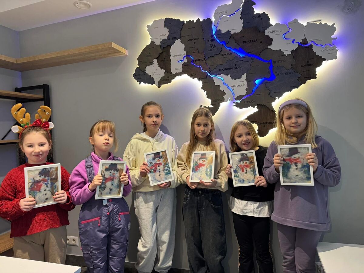 Фото з галереї