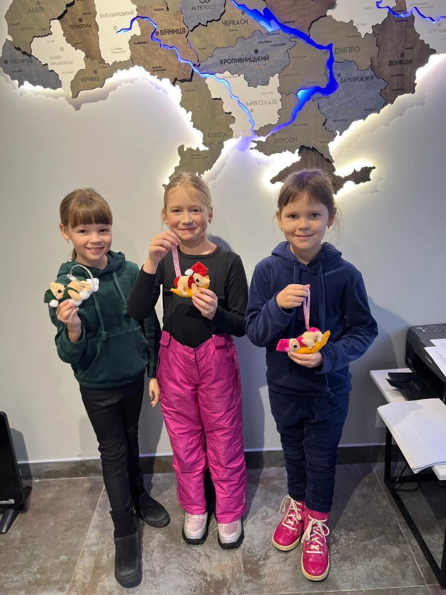 Фото з галереї