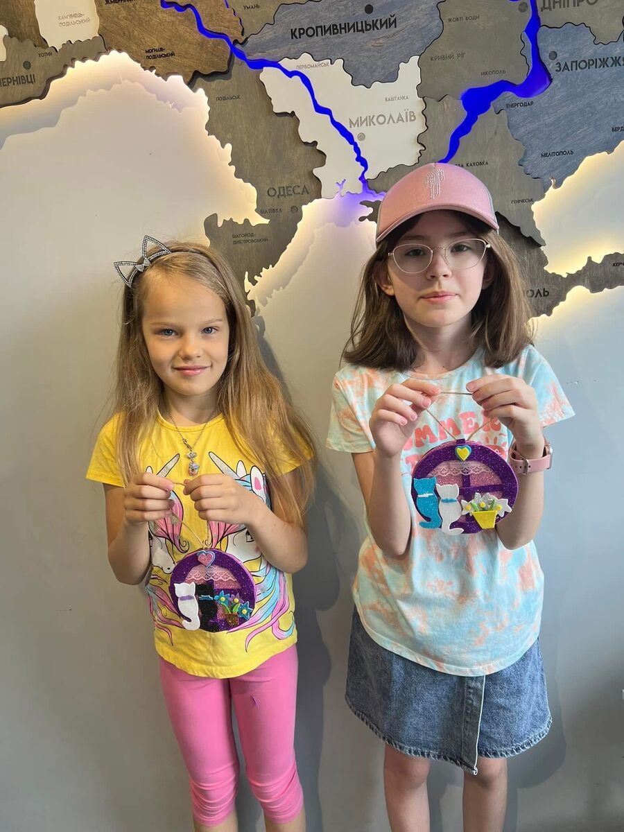 Фото з галереї