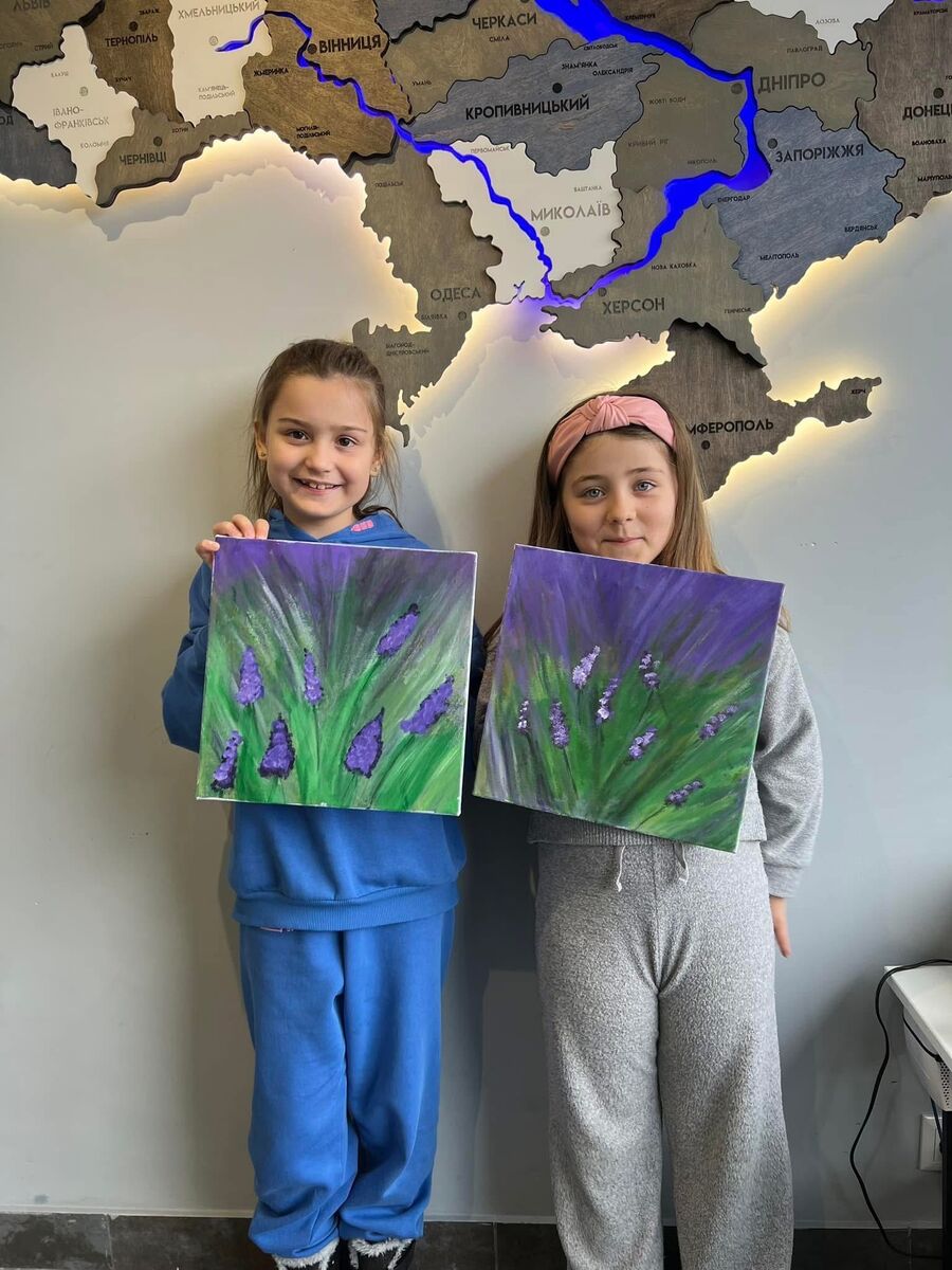 Фото з галереї