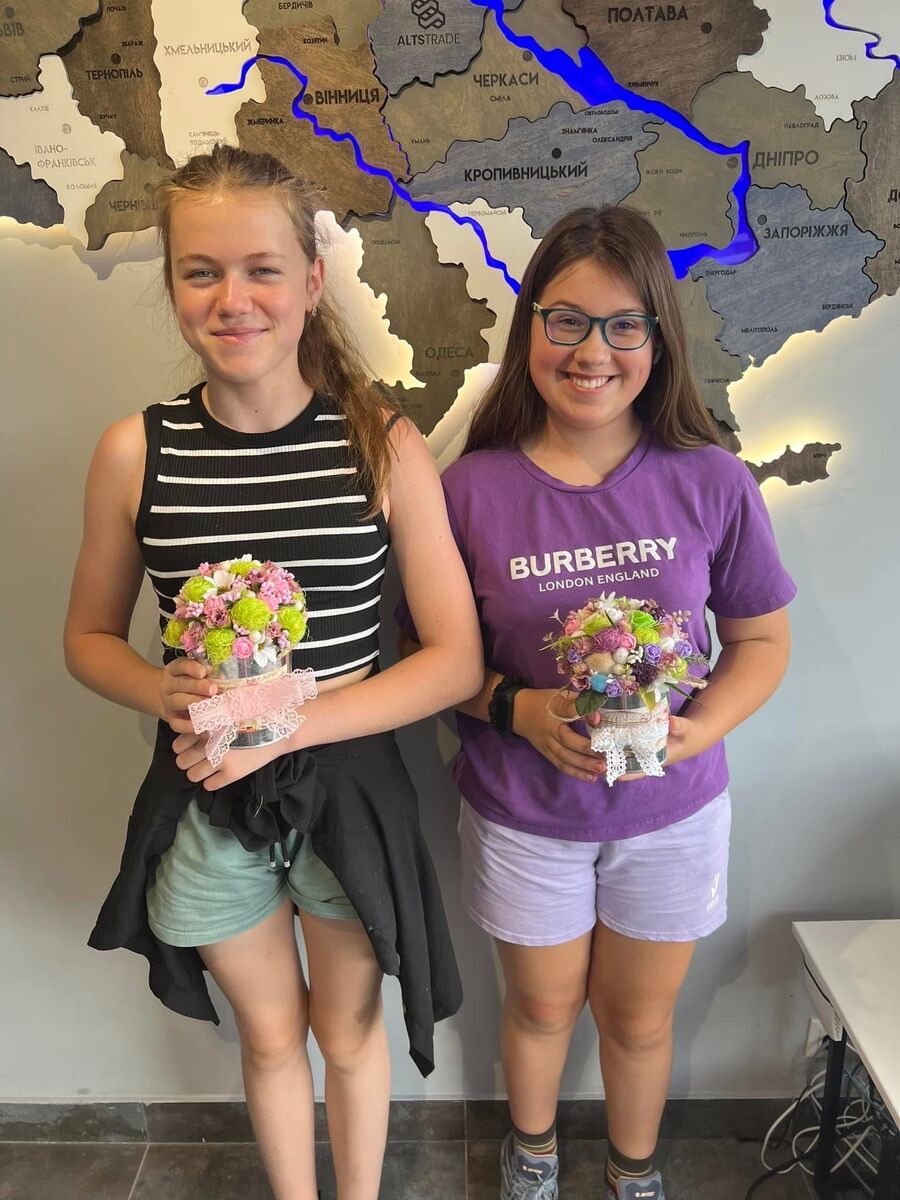 Фото з галереї