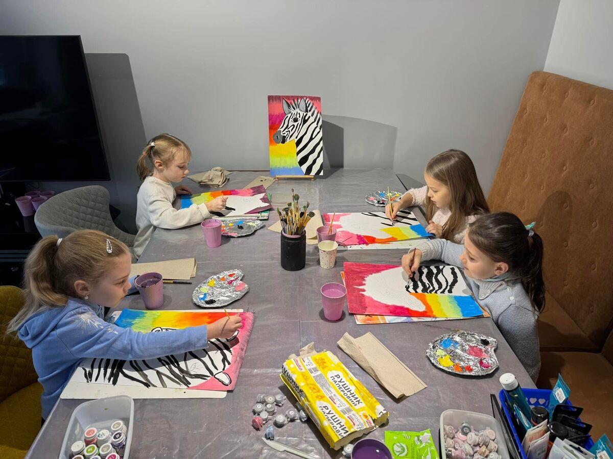 Фото з галереї