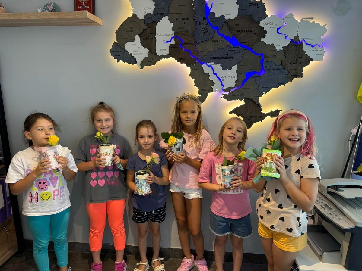 Фото з галереї