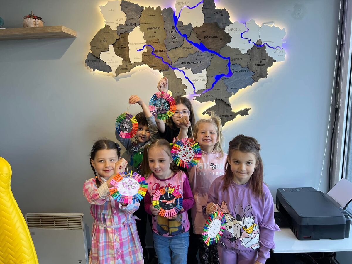 Фото з галереї