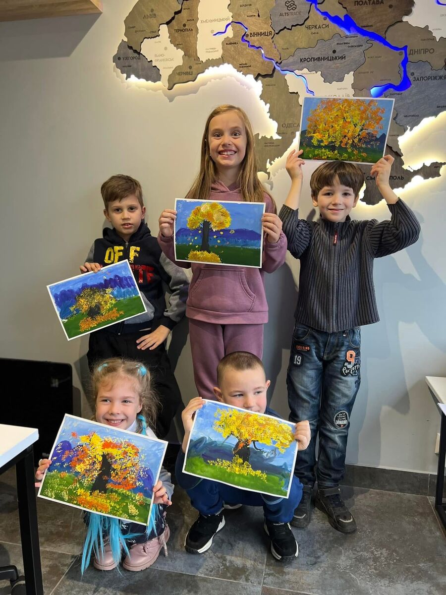 Фото з галереї