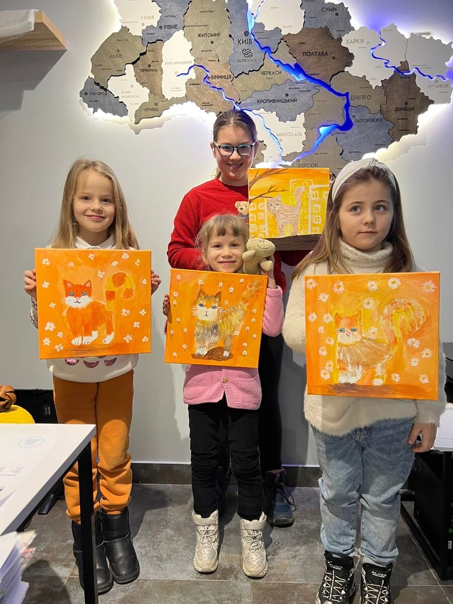 Фото з галереї