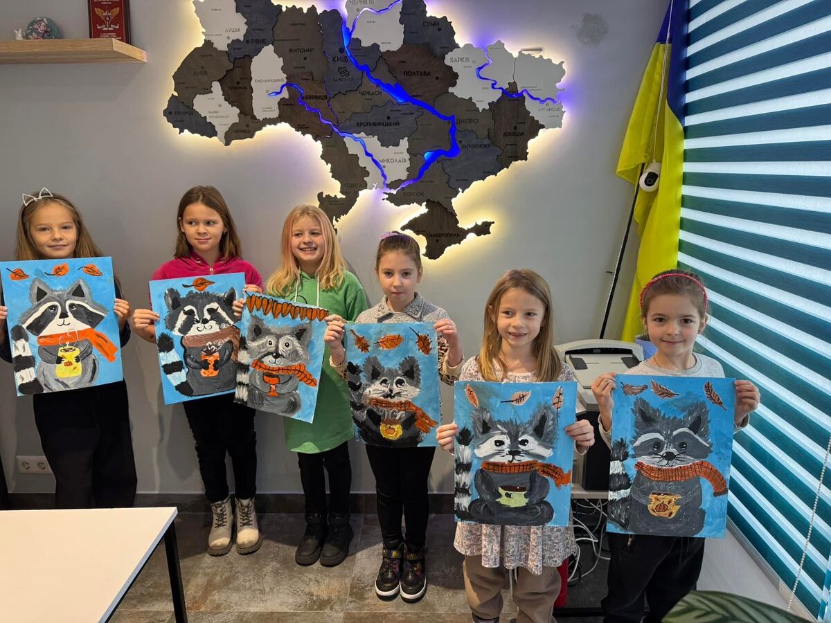 Фото з галереї