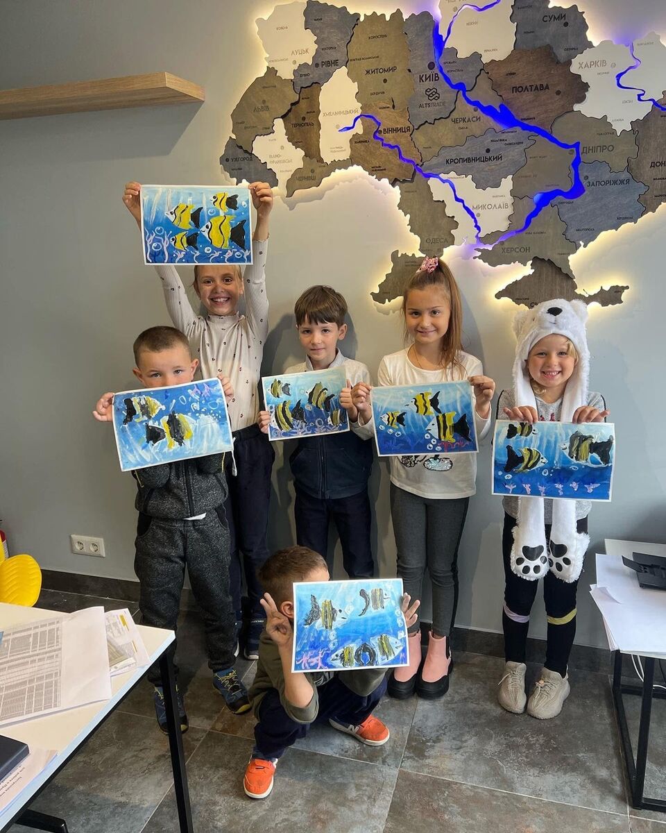 Фото з галереї